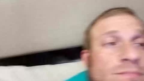 daddydeeevooo online show from April 2026 04:19:01 AM