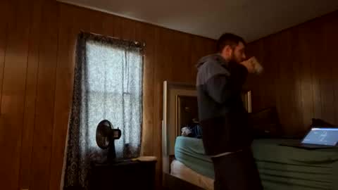 Snapshot of daddydic120402 chatting on October 2025 01:03:02 PM daddydic120402 online show from October 2025 01:03:02 PM