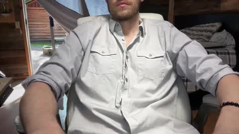 Snapshot of daddydoesit69 chatting on April 2026 09:45:01 PM Leo online show from April 2026 09:45:01 PM