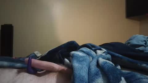 Snapshot of daddyiscumming690 chatting on April 2026 01:05:01 AM daddyiscumming690 online show from April 2026 01:05:01 AM