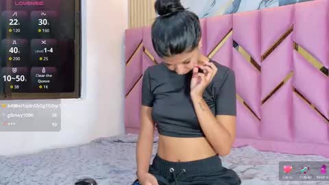 JAZMIN online show from September 2025 07:15:02 PM