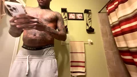 sexy tatted king bbc online show from October 2025 02:42:02 AM