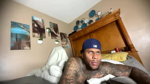 sexy tatted king bbc online show from October 2025 07:18:02 AM