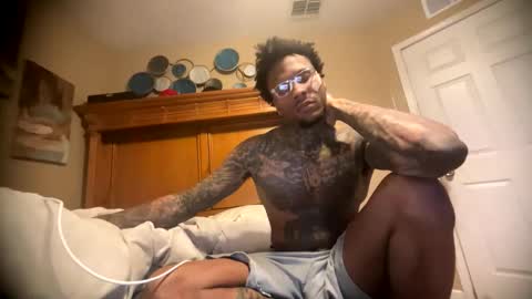 sexy tatted king bbc online show from April 2026 01:19:01 AM