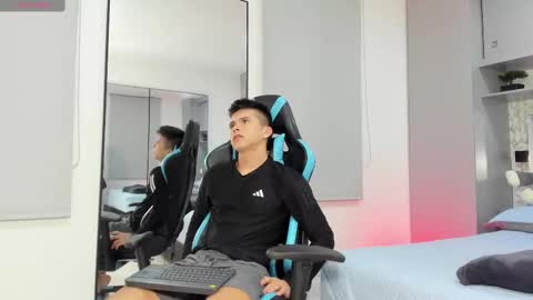 daddyrich4u online show from September 2025 11:49:02 PM