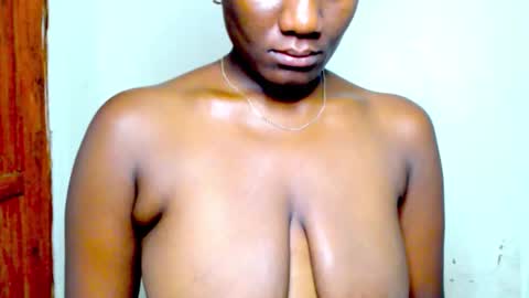 Snapshot of daddys_naughtyslut chatting on November 2025 01:26:02 AM tee online show from November 2025 01:26:02 AM