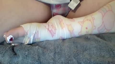 Snapshot of daddysgirlava chatting on September 2025 09:26:02 PM Ava Angel online show from September 2025 09:26:02 PM