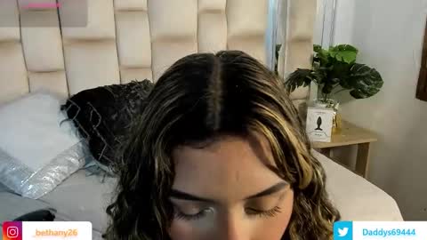 Bethany online show from November 2025 08:31:01 PM