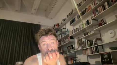 daddyswede23 online show from November 2025 01:16:02 AM