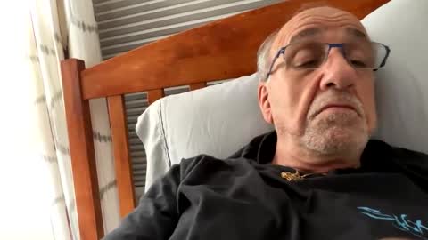 daddyweis online show from April 2026 04:26:02 AM