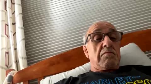 Snapshot of daddyweis chatting on April 2026 01:48:01 AM daddyweis online show from April 2026 01:48:01 AM