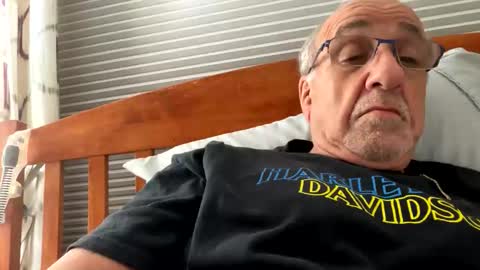 Snapshot of daddyweis chatting on May 2026 01:35:01 AM daddyweis online show from May 2026 01:35:01 AM