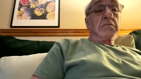Snapshot of daddyweis chatting on May 2026 11:32:02 PM daddyweis online show from May 2026 11:32:02 PM