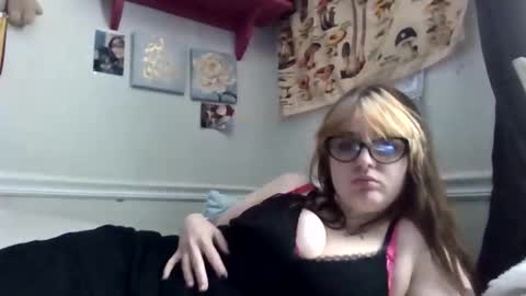 dadsdoll2 online show from March 2026 02:10:02 PM