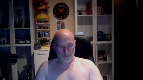 dadyscam online show from June 2026 08:31:01 PM