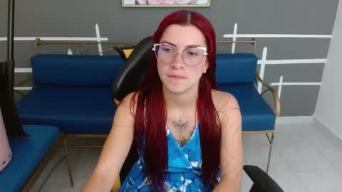 daffne evans online show from November 2025 01:37:02 PM