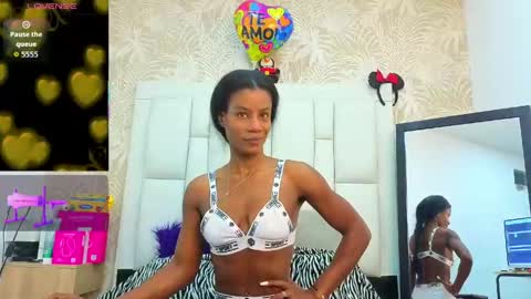daffnelewis online show from April 2026 11:16:01 AM