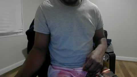 Snapshot of daffyduck71 chatting on December 2024 09:34:02 AM daffyduck71 online show from December 2024 09:34:02 AM