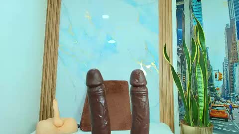 Dafne Castro online show from June 2026 08:00:01 PM