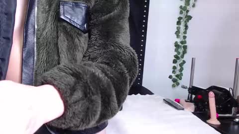 dafne_quenn online show from February 2025 03:32:02 PM