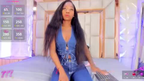 Snapshot of dafnee_adams chatting on June 2026 12:41:02 PM Dafnee online show from June 2026 12:41:02 PM