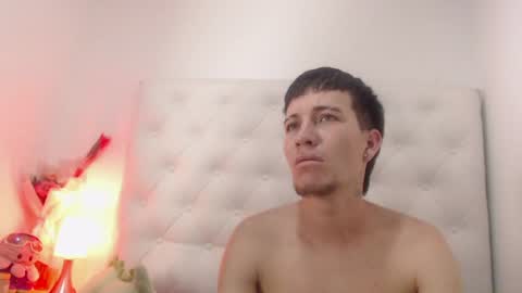 Snapshot of dafnne_and_thomas chatting on June 2026 03:09:02 AM dafnne_and_thomas online show from June 2026 03:09:02 AM