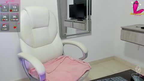 Dahian  online show from October 2025 12:11:01 PM