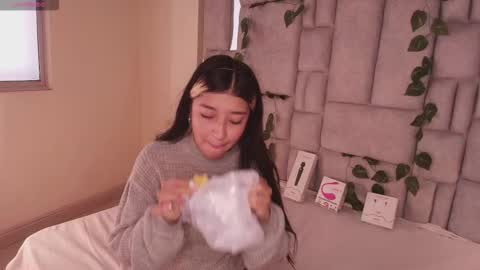 Snapshot of dahiana_dmour chatting on November 2025 11:43:02 AM Dahiana online show from November 2025 11:43:02 AM