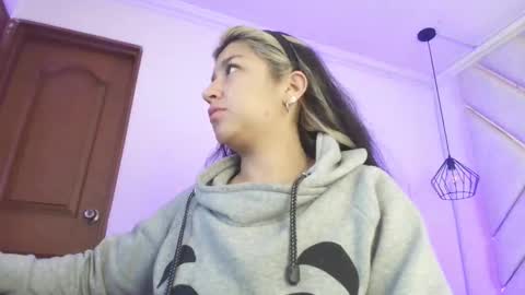 Snapshot of dahiana_dmour chatting on January 2026 07:11:01 PM Dahiana online show from January 2026 07:11:01 PM