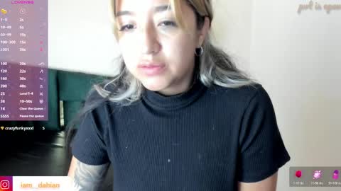 Snapshot of dahiana_dmour chatting on April 2026 12:08:02 PM Dahiana online show from April 2026 12:08:02 PM