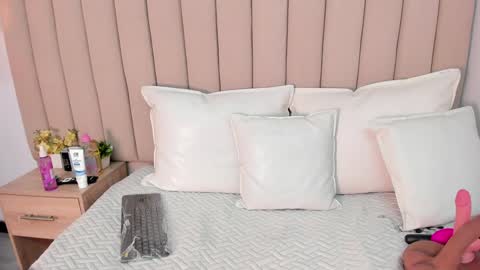  Dahiana   online show from January 2025 03:07:02 PM