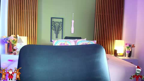  Dahiana  online show from December 2024 08:03:02 PM