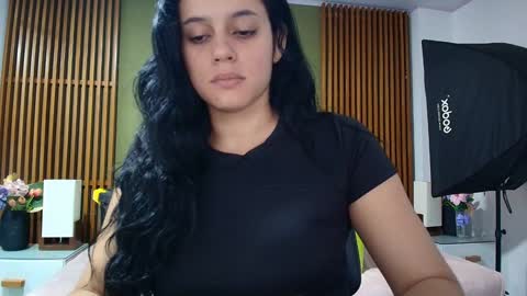  Dahiana  online show from January 2025 07:43:01 PM