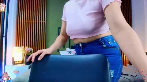  Dahiana  online show from February 2025 08:03:02 PM