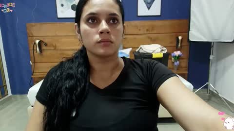  Dahiana  online show from September 2025 07:58:01 PM