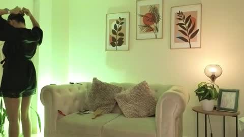 Dahiann Walcott online show from February 2026 04:57:01 PM