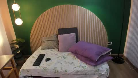 Dahiane Connor online show from November 2025 11:32:02 AM