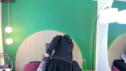 Dahiane Connor online show from April 2026 11:33:01 AM