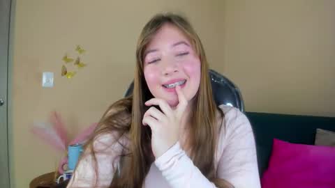 Dahlia online show from March 2026 07:03:01 AM