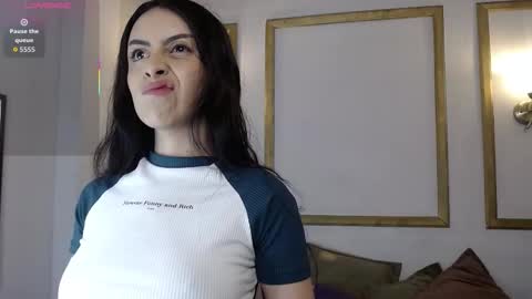 Dahlia online show from November 2025 11:14:01 AM