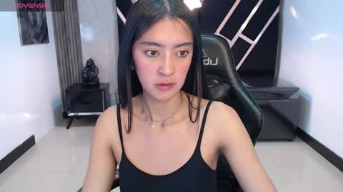 dahyan_ch online show from October 2025 05:46:02 PM