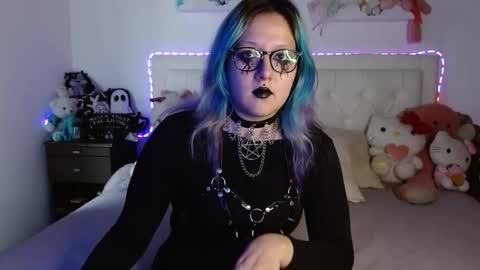    online show from November 2025 05:17:01 PM