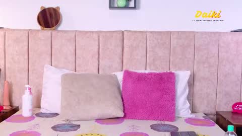 Juls online show from February 2026 09:33:01 PM