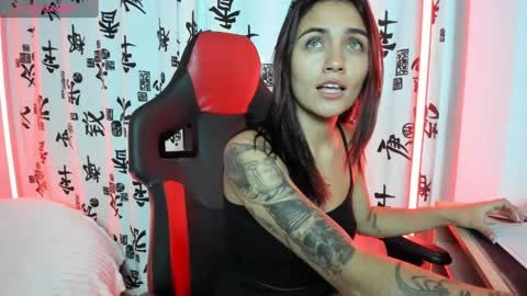 daila_ online show from February 2025 07:23:01 AM