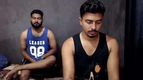 indian guys online show from December 2024 04:15:02 AM