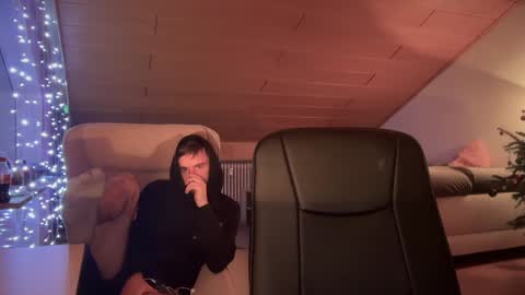 Daimon  online show from January 2025 02:11:02 AM