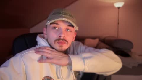 Daimon  online show from February 2025 01:04:02 AM