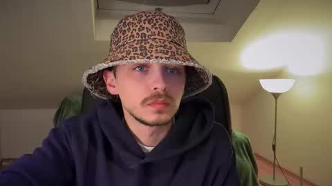 Daimon  online show from March 2025 08:52:02 PM