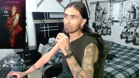 Snapshot of daimon_rock01 chatting on January 2025 02:32:01 AM felipe online show from January 2025 02:32:01 AM