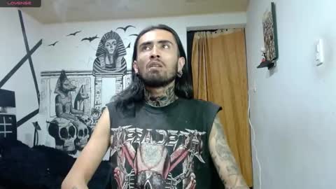 Snapshot of daimon_rock01 chatting on February 2025 04:19:02 AM felipe online show from February 2025 04:19:02 AM